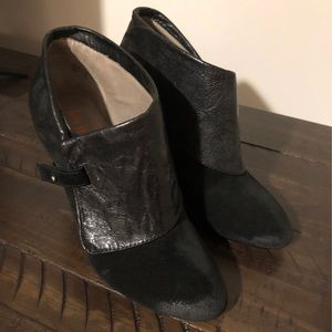 Levity Ankle Boots size 10